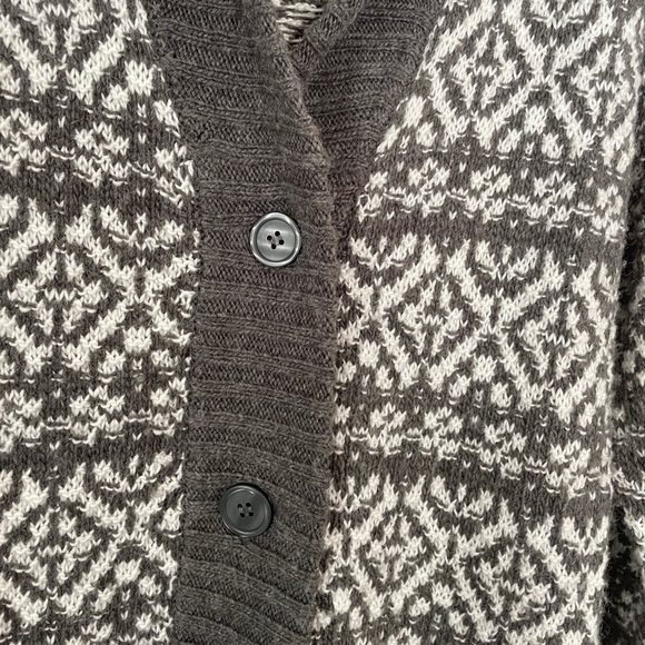 Grey & White Patterned Cardigan - Picture 5 of 7
